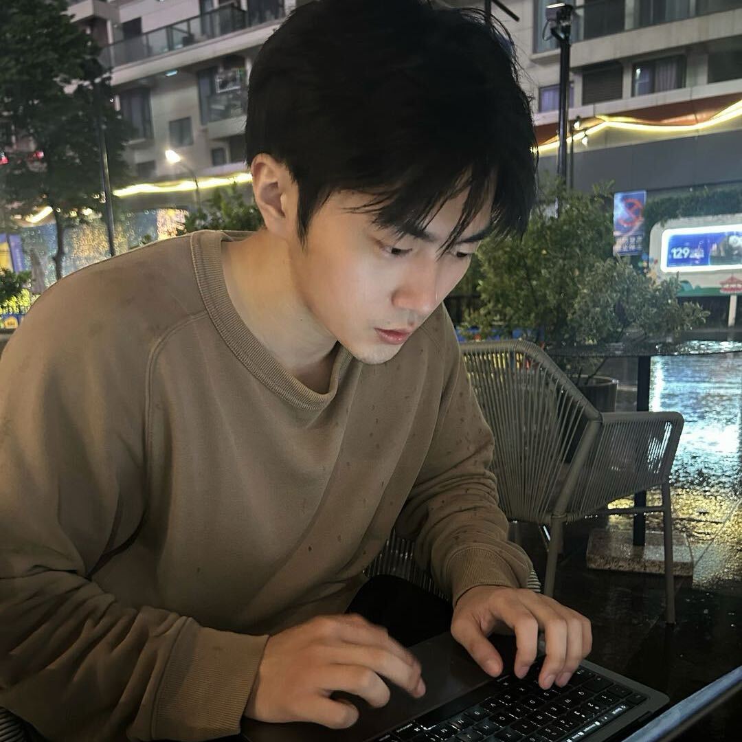 Jiaxuan Luo
